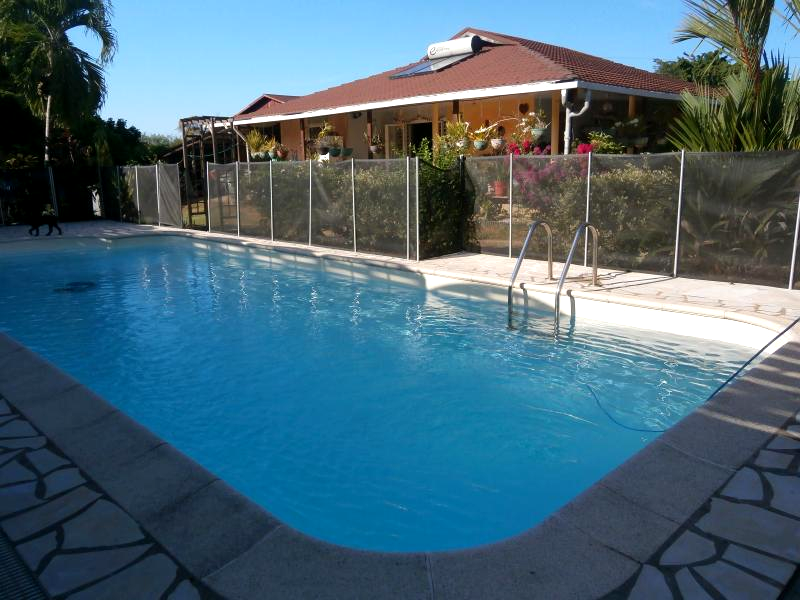 vente A CAYENNE VILLA T4 AVEC PISCINE ROUTE DE BADUEL